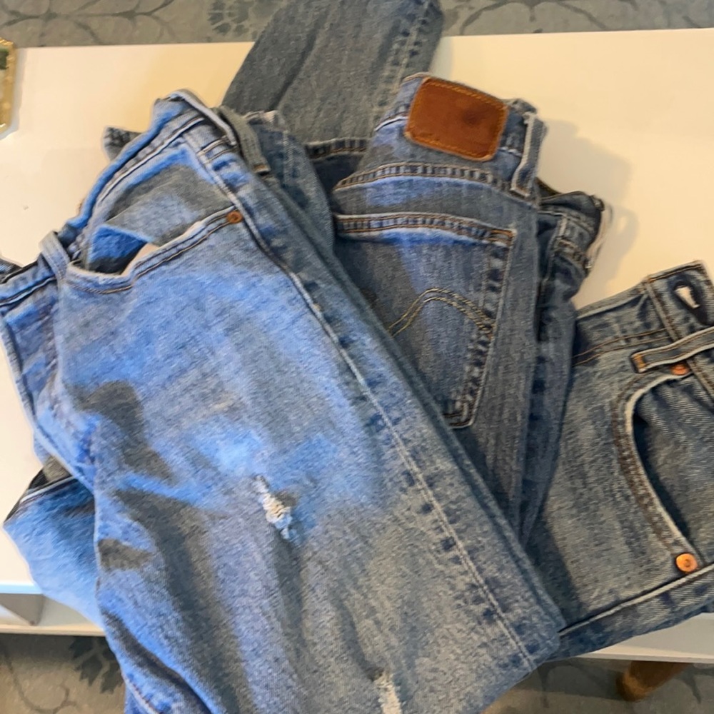 Levi’s Bundle !!! 3 jeans for the price of one
